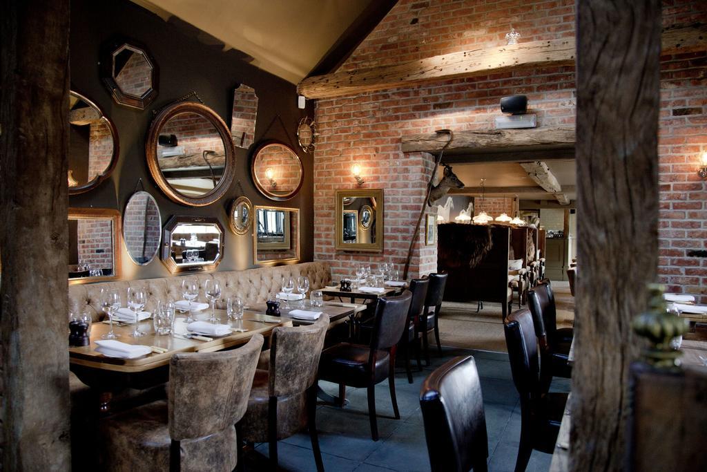 The White Horse Hotel Chilgrove Екстериор снимка
