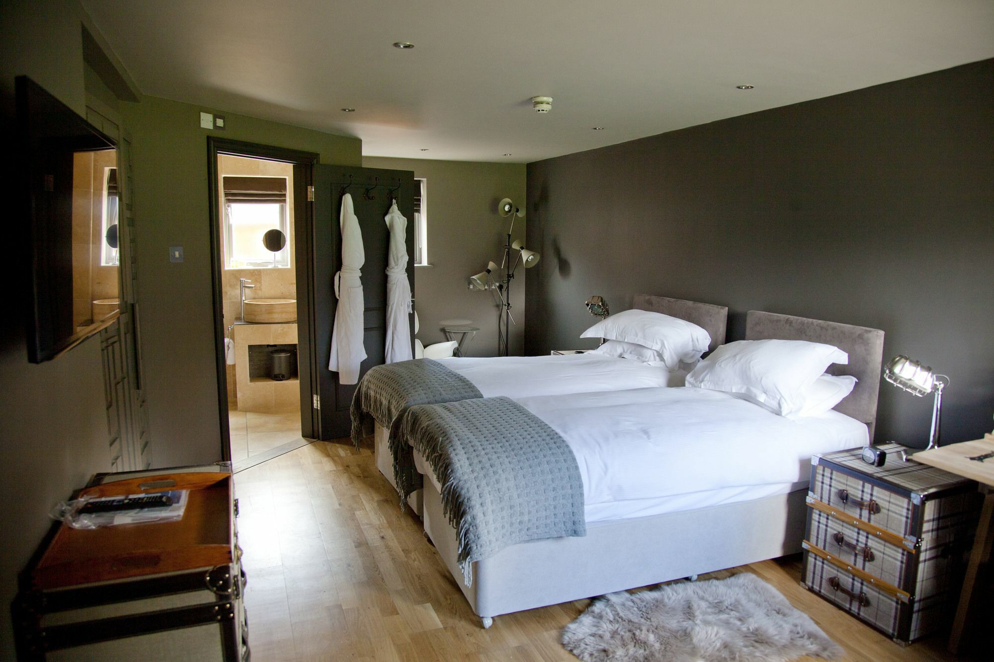 The White Horse Hotel Chilgrove Екстериор снимка